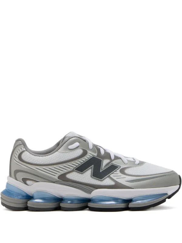 New Balance 2000 sneakers